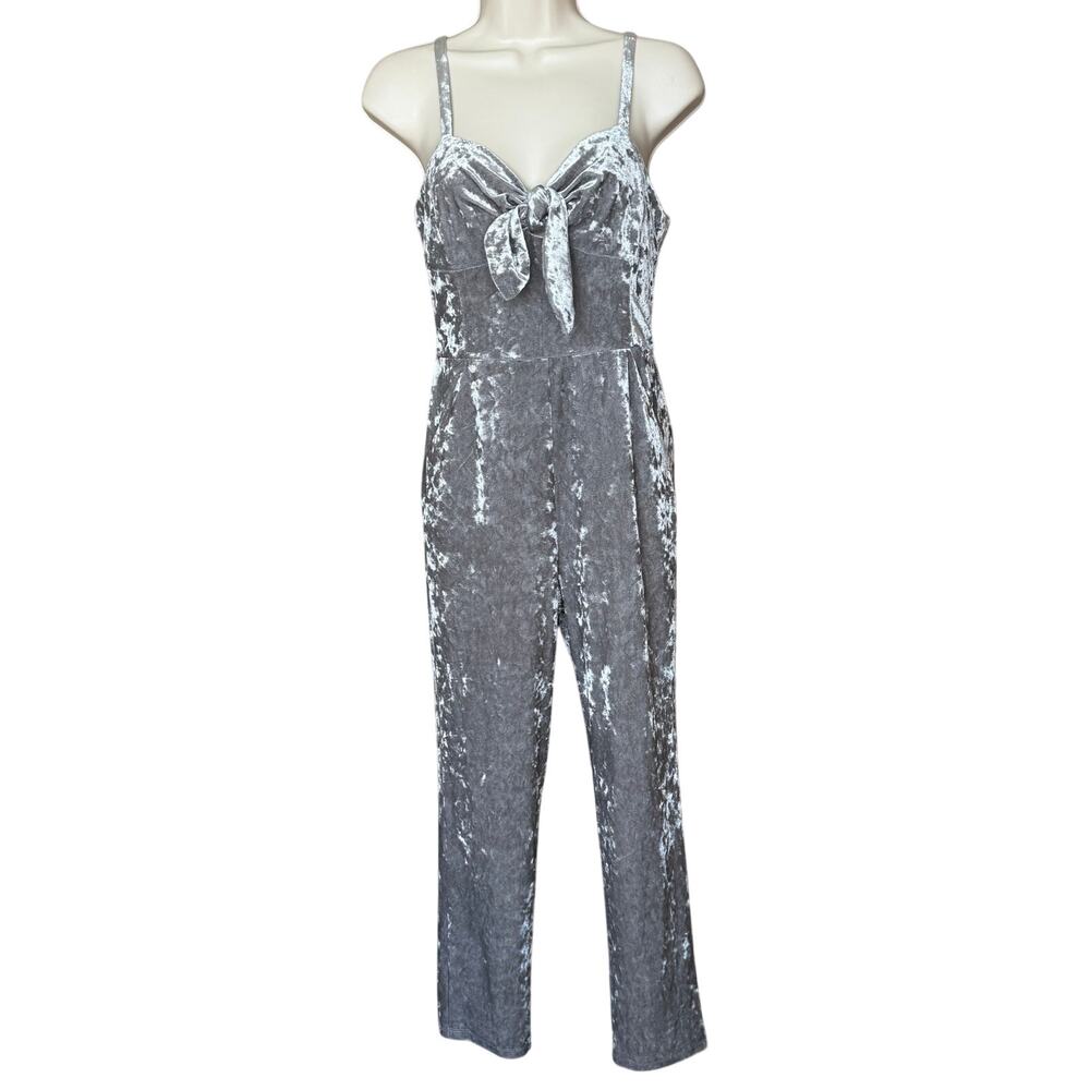 Unique Vintage 1950’s Silver Gray Crushed Velvet Cropped Jumpsuit M NWOT